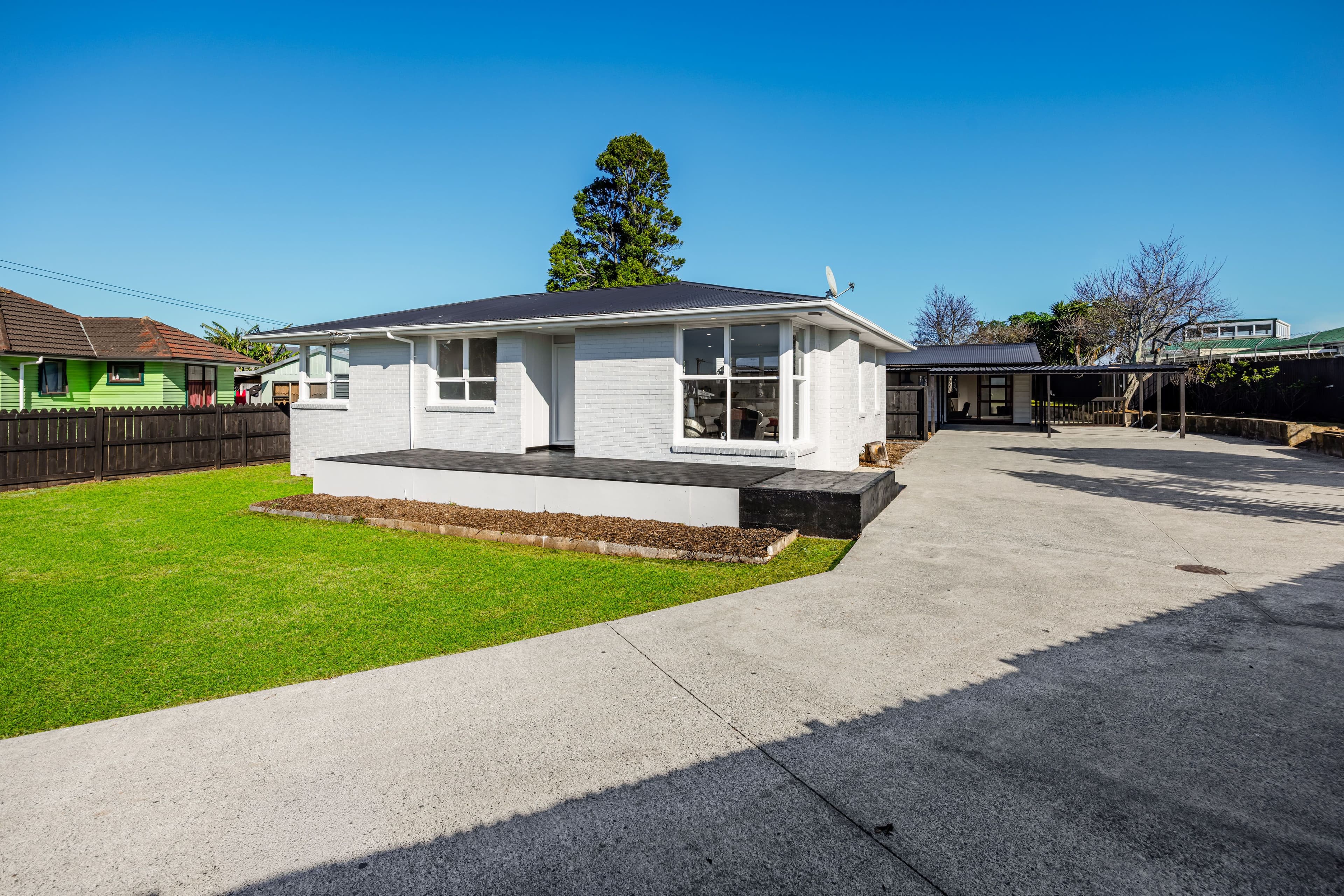 For sale: 9 Macky Avenue