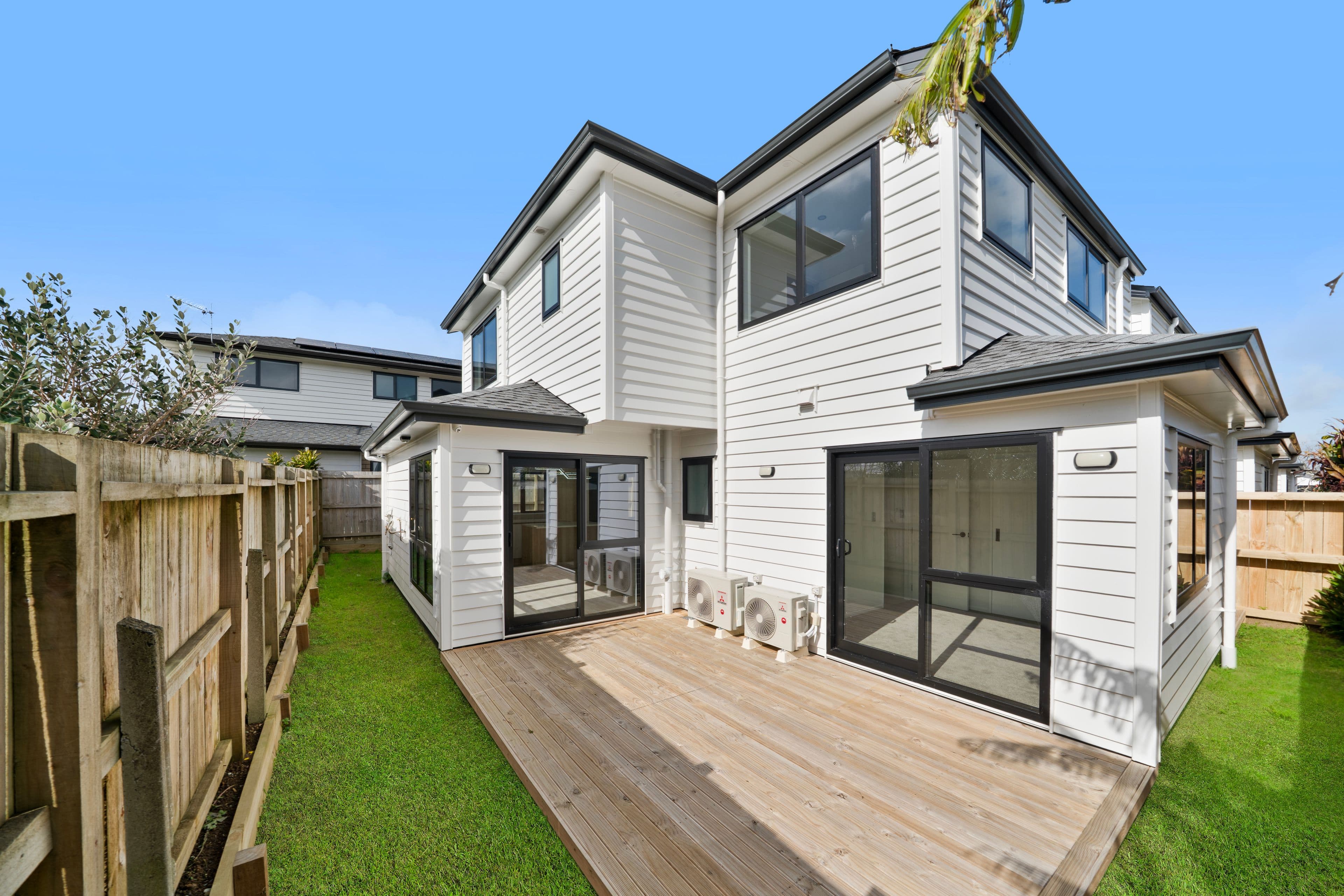 For sale: 2D Imrie Avenue