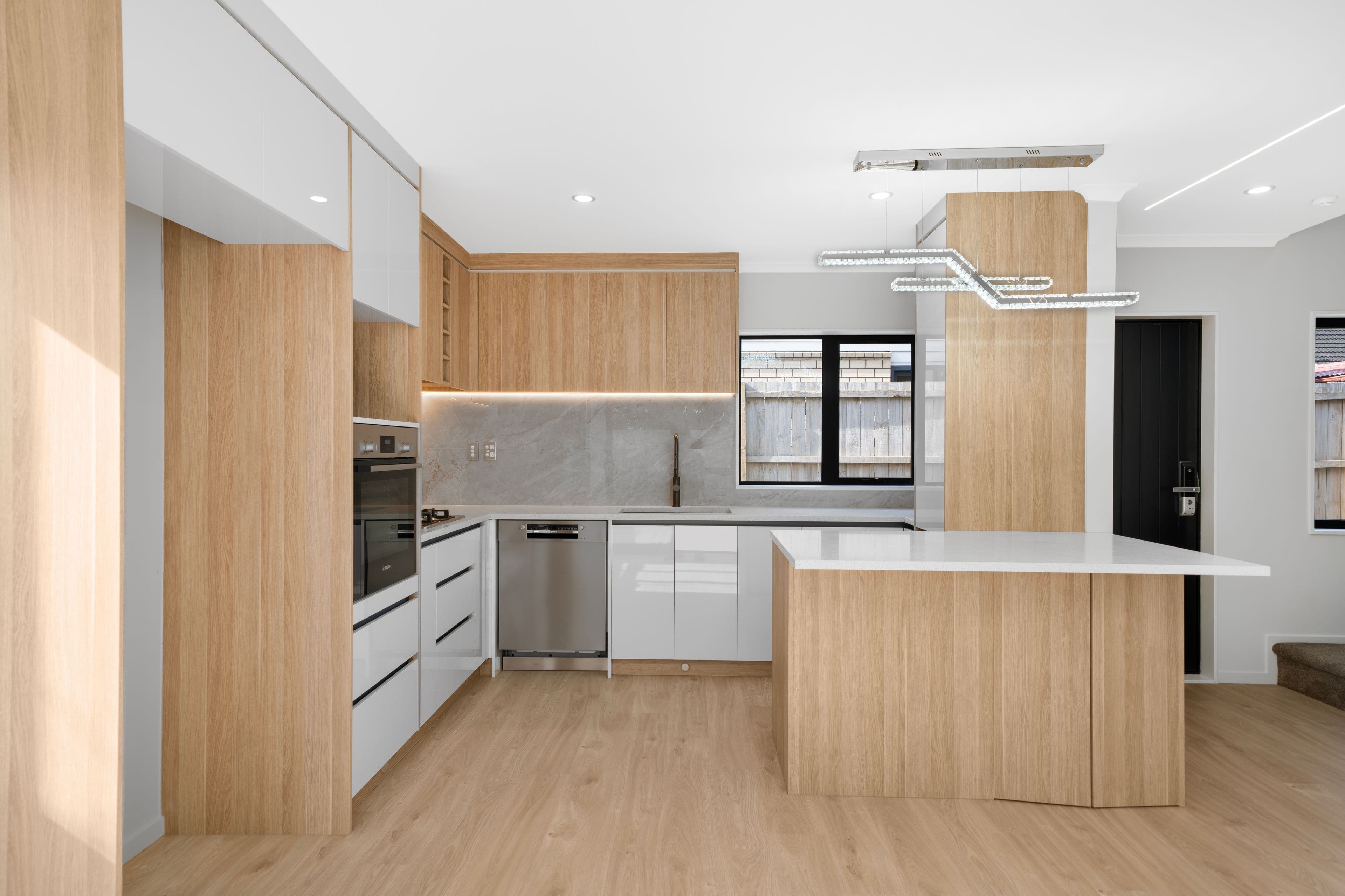 2D Imrie Avenue, photo 3