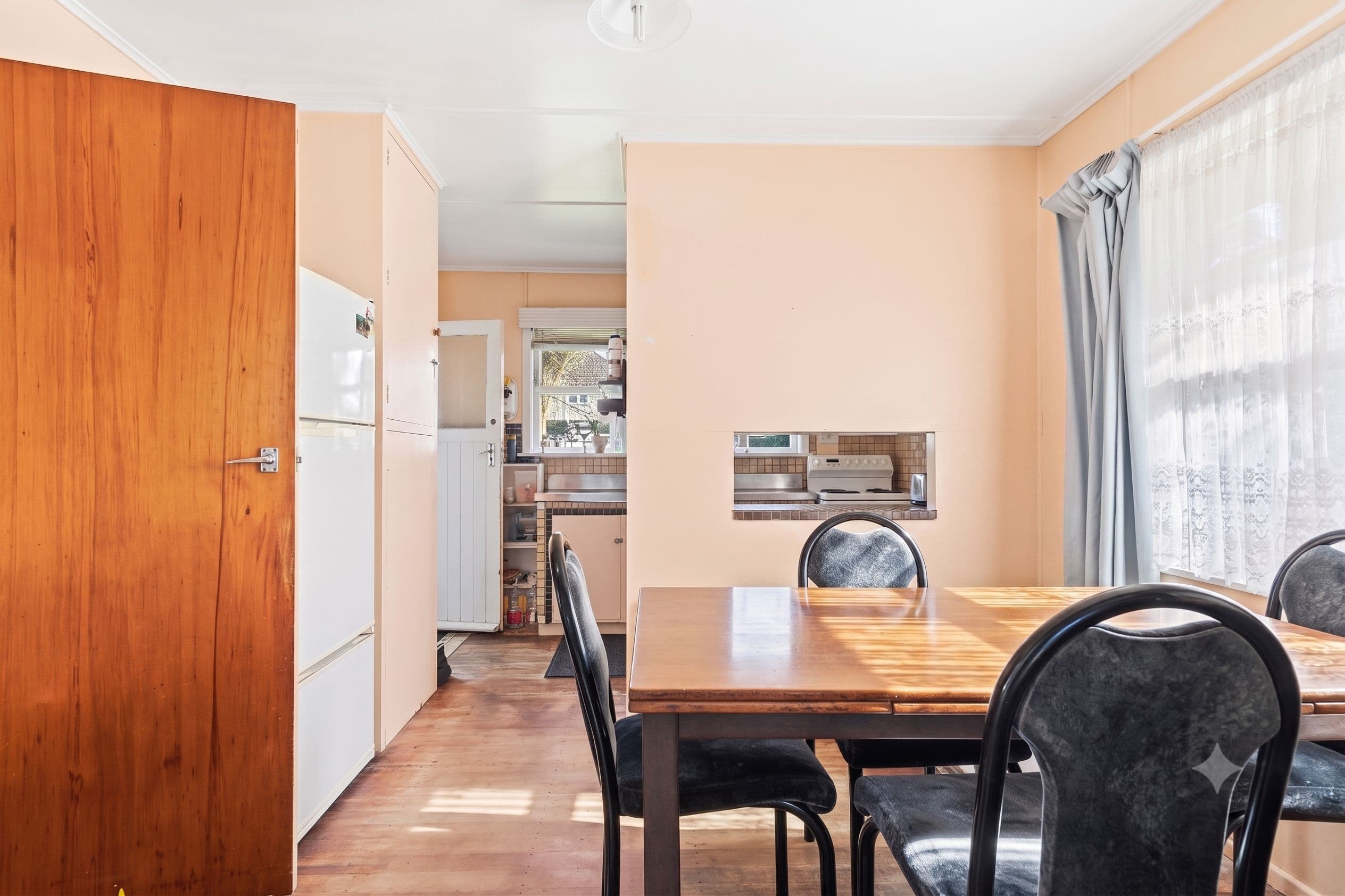 9 Clutha Crescent, photo 13