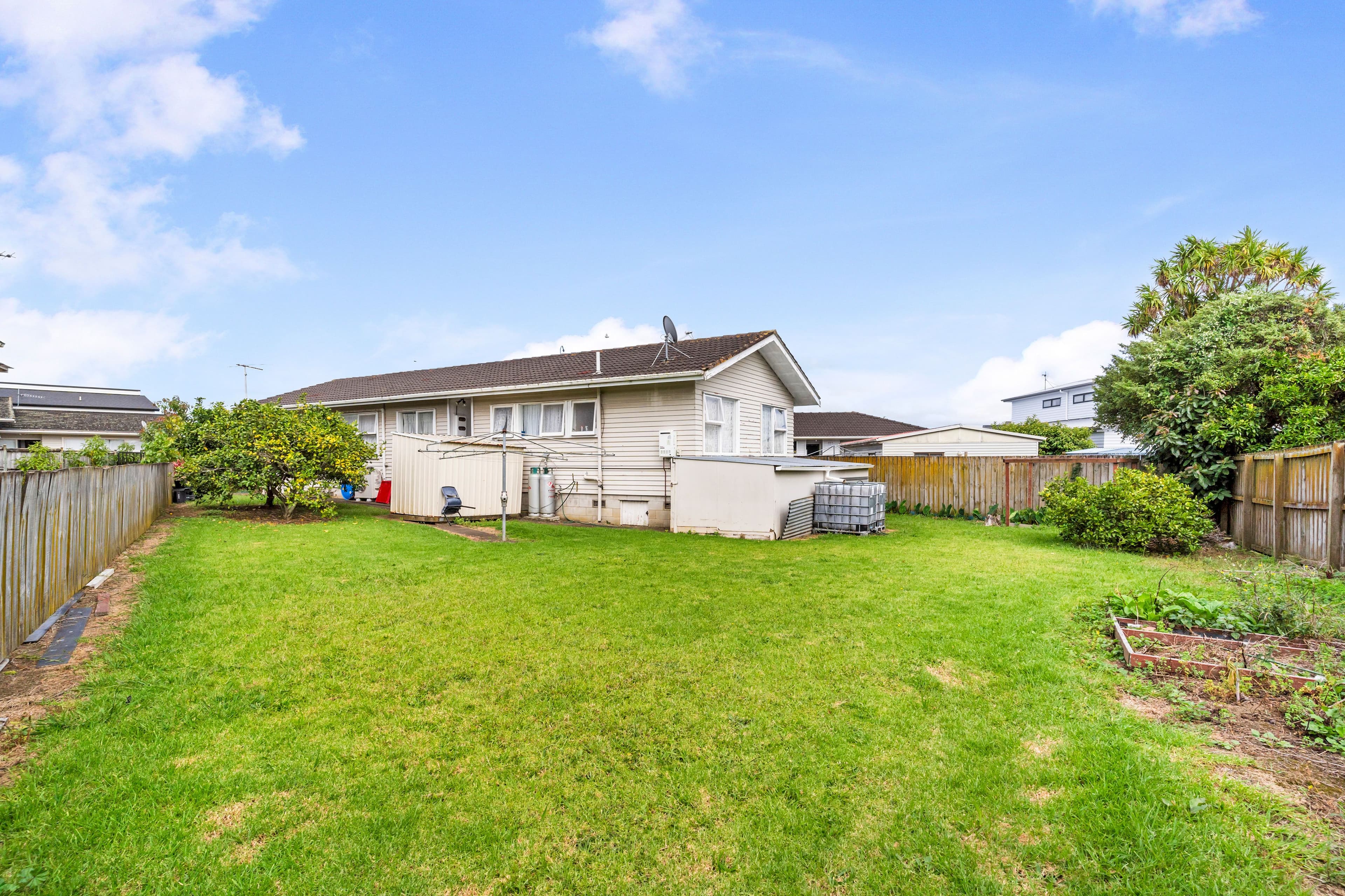 20 & 22 Ben Lora Place, photo 7