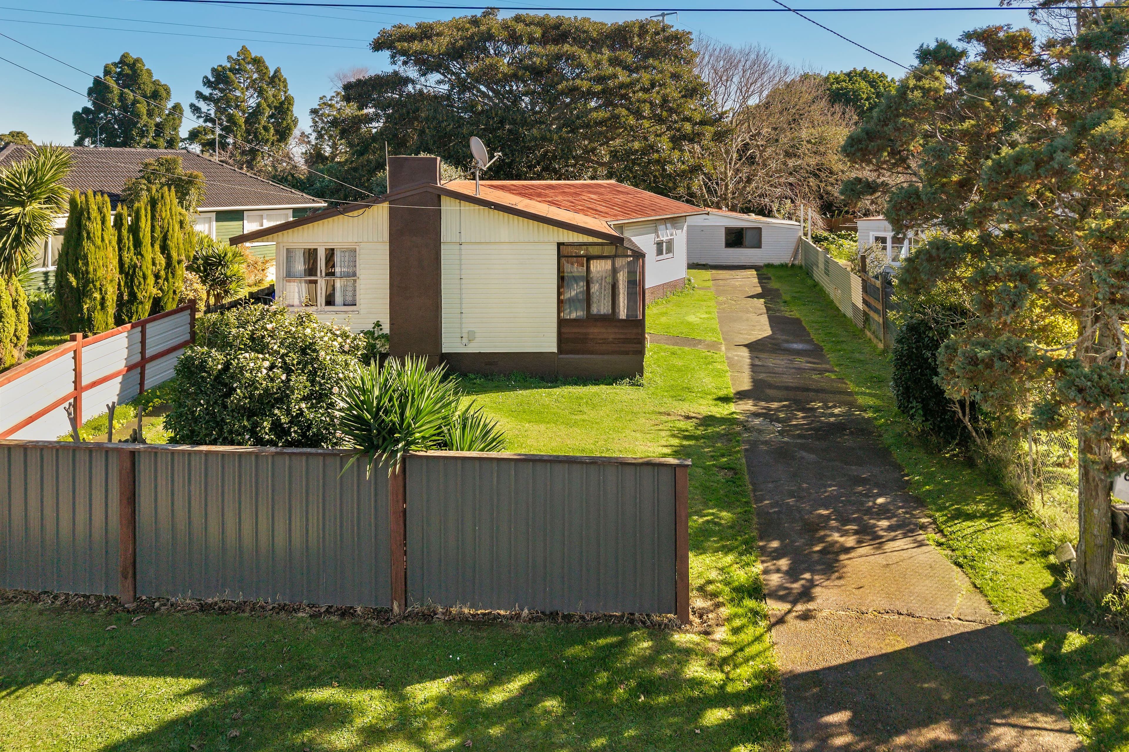 66 Clayton Avenue, photo 6