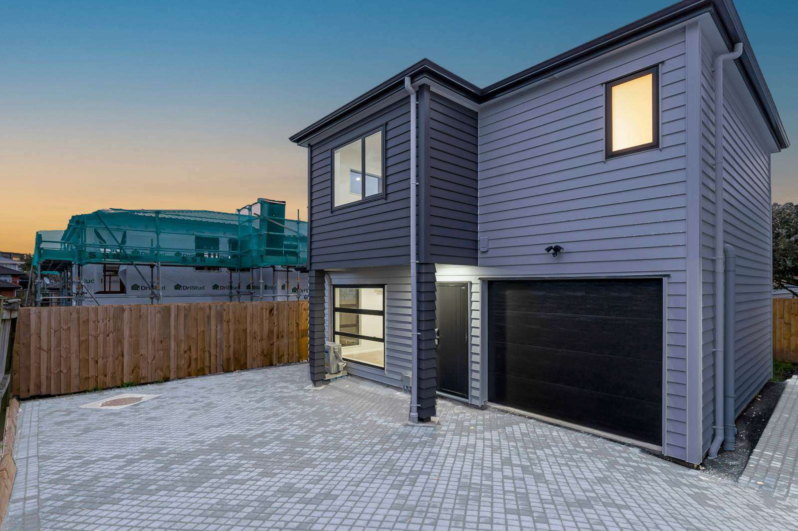 Sold: 5/8 Swaffield Road, Papatoetoe